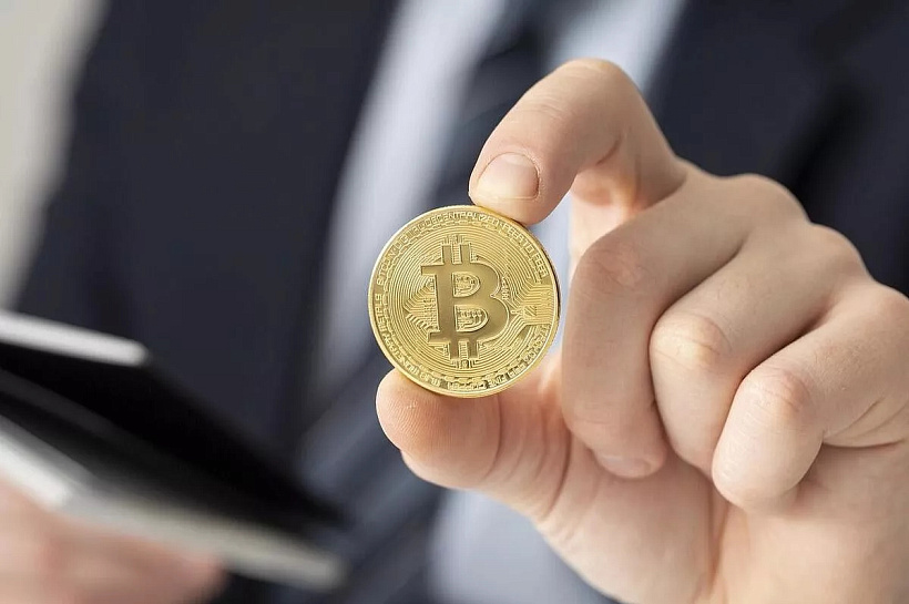 Биткоин упал ниже 68 тысяч долларов, потеряв 7% за неделю, а индекс страха опустился до 8 баллов