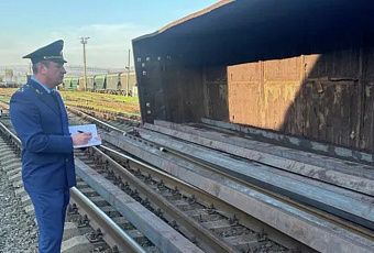 Южная транспортная прокуратура проводит проверку после схода вагонов в Новороссийске