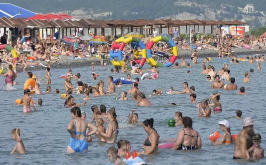 На каких курортах Краснодарского края самая теплая вода в море