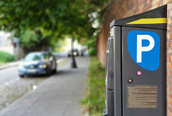 Драка туриста и контролера парковки в Геленджике попала на видео