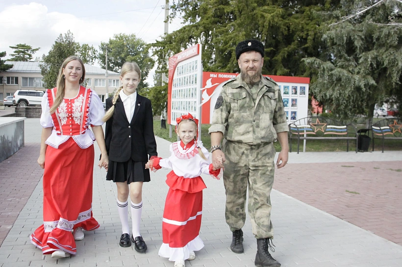 «Если муж – голова, то жена – шея»