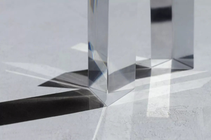 Microsoft представила технологию хранения 4,8 ТБ данных в стекле на 10 тысяч лет