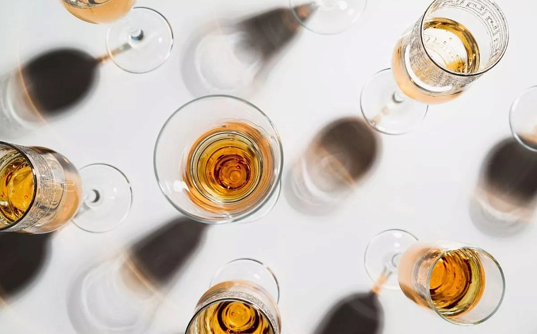 Нарколог Тюрин: нелегальный алкоголь — главная причина тяжёлых отравлений и смертей из-за метанола