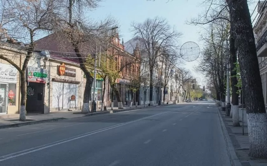  Улица Красная в Краснодаре попала в топ-10 самых дорогих торговых коридоров страны