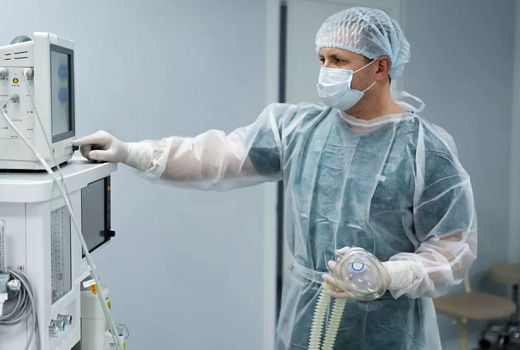 В Сеченовском университете создали доступное устройство для химиотерапии на основе картриджного пистолета