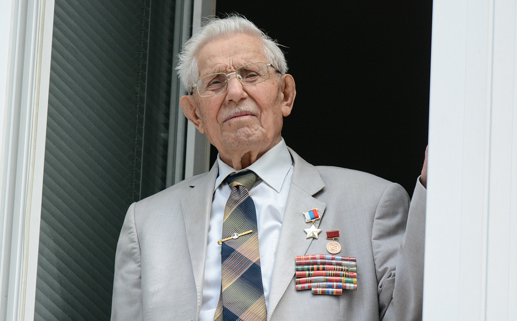 Павел Сюткин: «Пока бьется сердце, буду служить Родине»