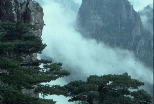 Парящие горы Китая