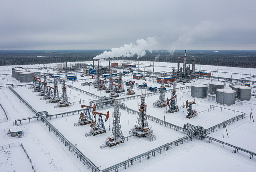 Санкции США против нефтяников: как изменится работа и зарплаты в Югре