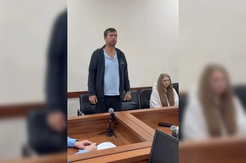 Экс-сотрудница налоговой инспекции и юрист получили сроки за взяточничество в Краснодаре