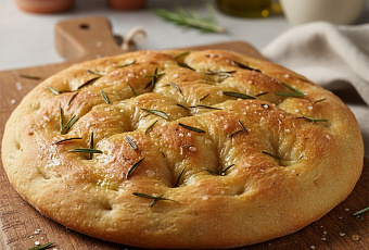Итальянская фокачча: что это за хлеб и как его приготовить дома