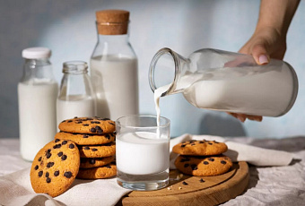 Ученые ВГУ создали светящийся сенсор для быстрого поиска антибиотиков в молоке