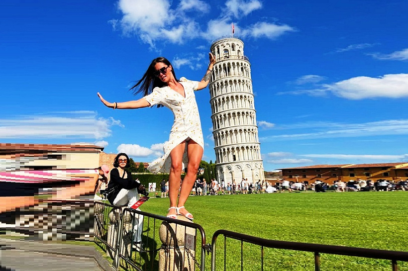 Пиза нараспашку: в Италии актриса Агата Муцениеце удивила подписчиков глубоким разрезом