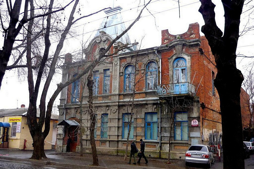 Особняк начала XX века реставрируют в Краснодаре 