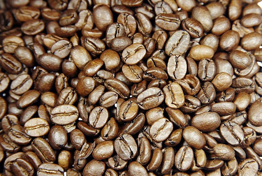 Импорт бразильского кофе в Россию упал до минимума с апреля 2024 года