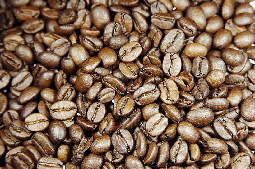 Импорт бразильского кофе в Россию упал до минимума с апреля 2024 года