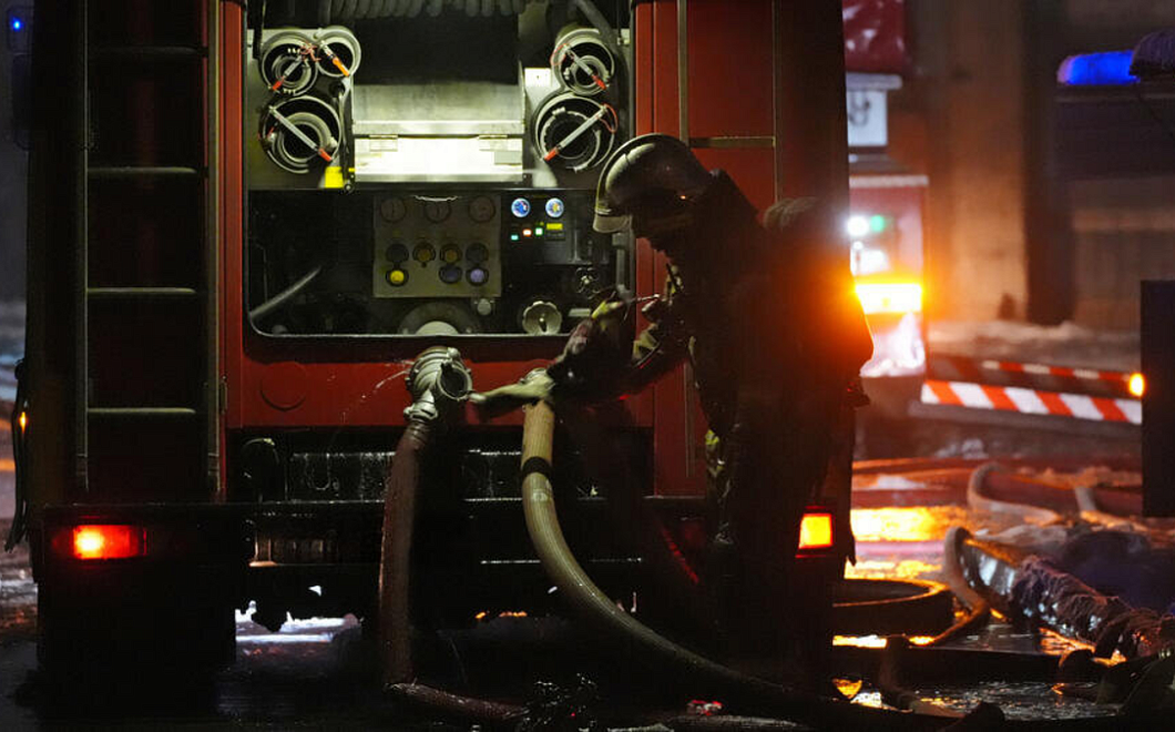 В поселке Афипском и на местном НПЗ произошли возгорания после атаки беспилотников