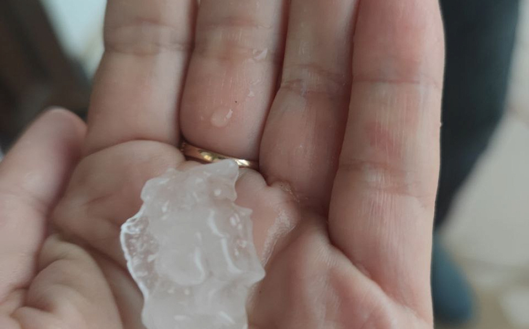 С перепелиное яйцо: крупный град обрушился на Краснодар