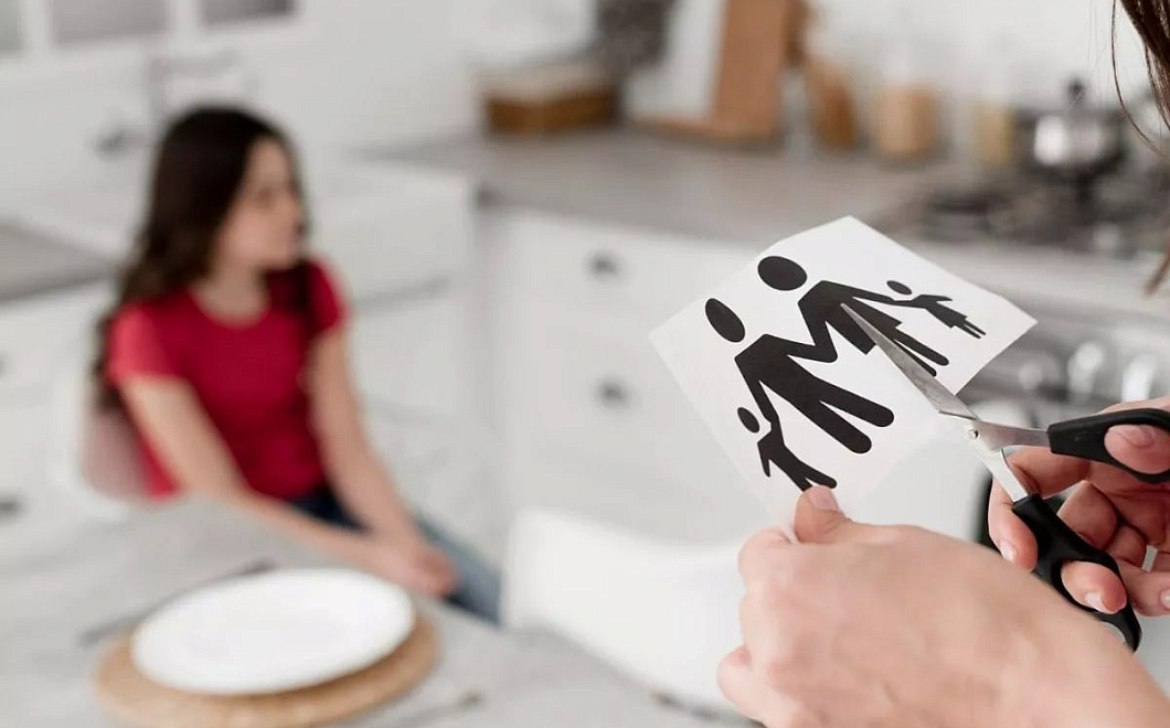 Госдума отклонила законопроект об обязательном порядке общения с ребенком при разводе