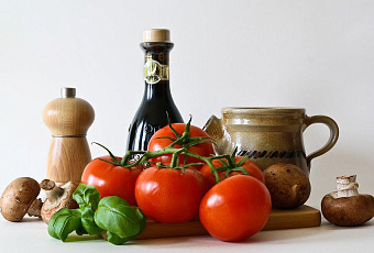 Почему диетологи внесли помидоры в список продуктов-убийц