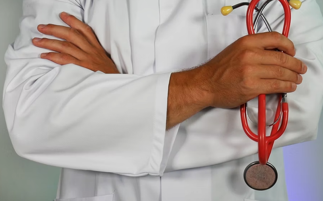 «Идут на поправку»: врач из Туапсе назвал предварительный диагноз заболевших в поезде детей