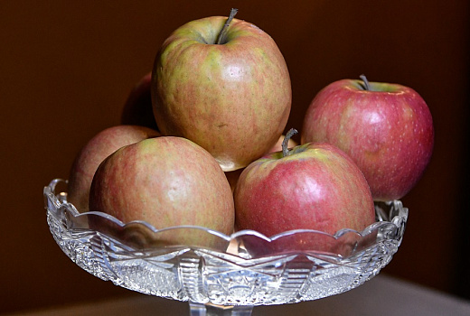 Яблоки против рака: эффективность доказана столетиями