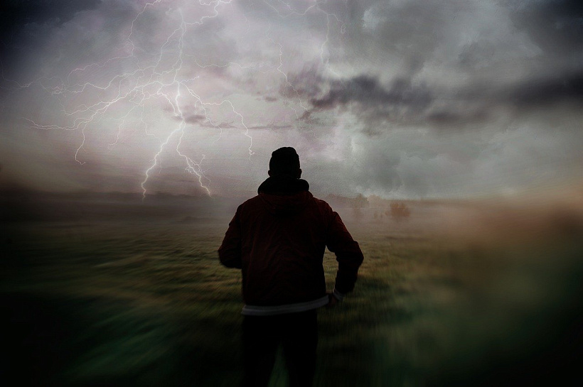 Гром и молния: 5 категорий людей, которым стоит опасаться грозовой погоды