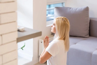 В каких случаях даже вежливым людям не стоит говорить «извините»