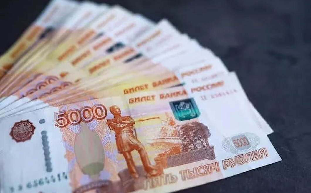 Каждый девятый россиянин полностью отказался от банковских карт