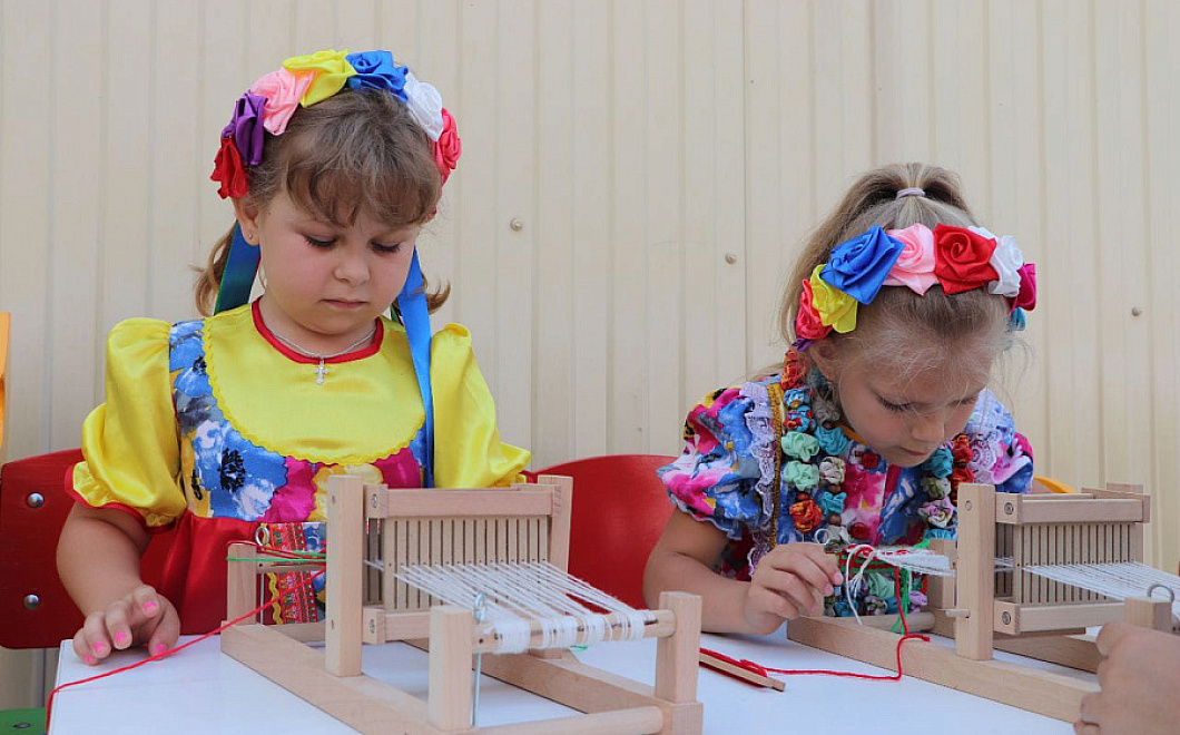 В Краснодарском крае за полгода 2 школы и 6 детсадов получили статус казачьих   