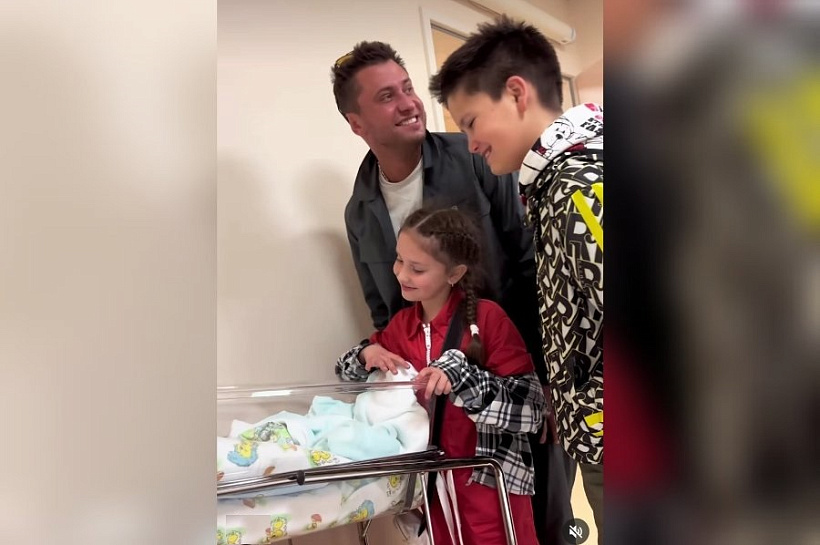 Актер Павел Прилучный посвятил своего новорожденного сына Богу