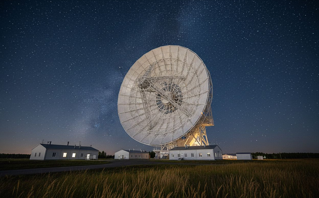 Обсерватория Светлое под Петербургом слушает космос с помощью гигантского  радиотелескопа