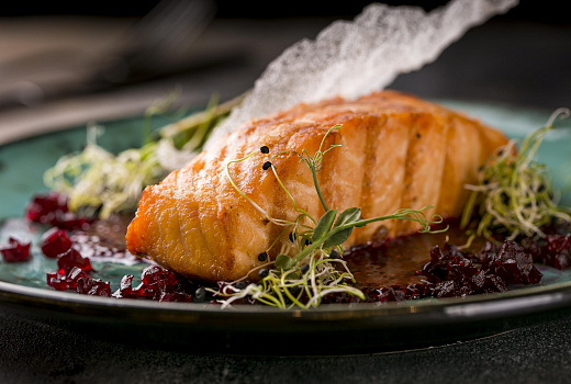 Лосось, который тает во рту: секрет идеальной текстуры с насыщенным вкусом от шеф-повара