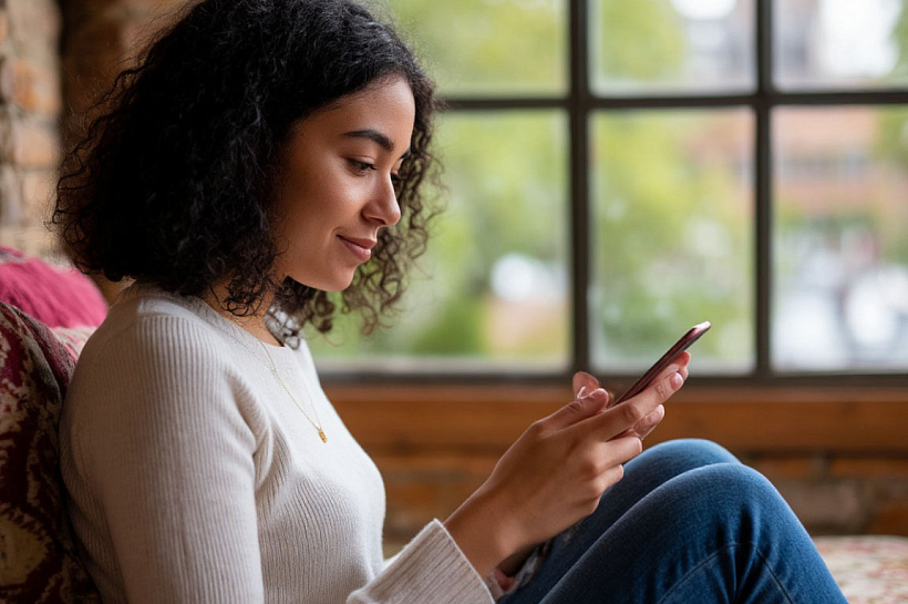 Мошенники на сайтах знакомств выманивают деньги под предлогом лечения больного ребёнка