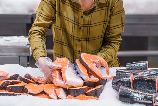 Россия в 2025 году увеличила экспортную выручку от поставок рыбы на 20%