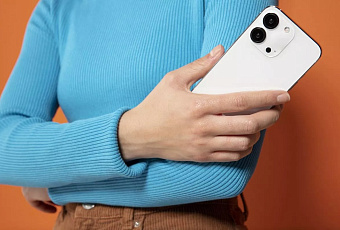 Будущий глава Apple Джон Тернус внедряет ИИ в разработку iPhone до официального вступления в должность