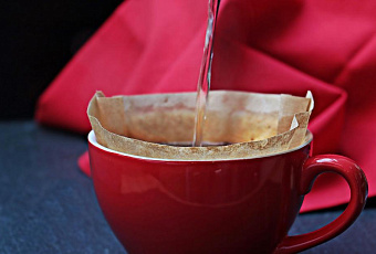 Какие натуральные красители помогут  замаскировать седину 