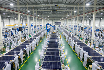 Китай обеспечил мир доступными солнечными панелями, укрепив лидерство в отрасли