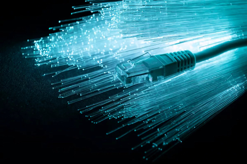 В России может подорожать интернет из-за роста цен на китайское оптоволокно в 2,5–4 раза