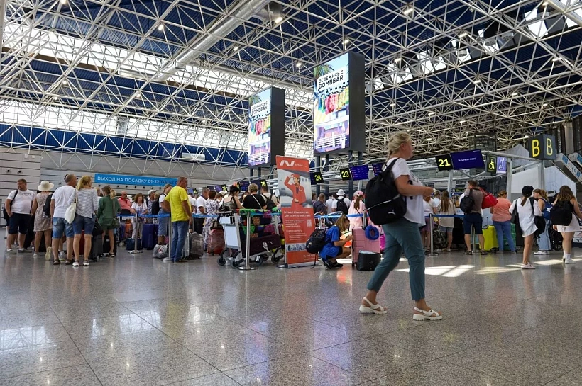 В аэропорту Сочи вновь ввели ограничения