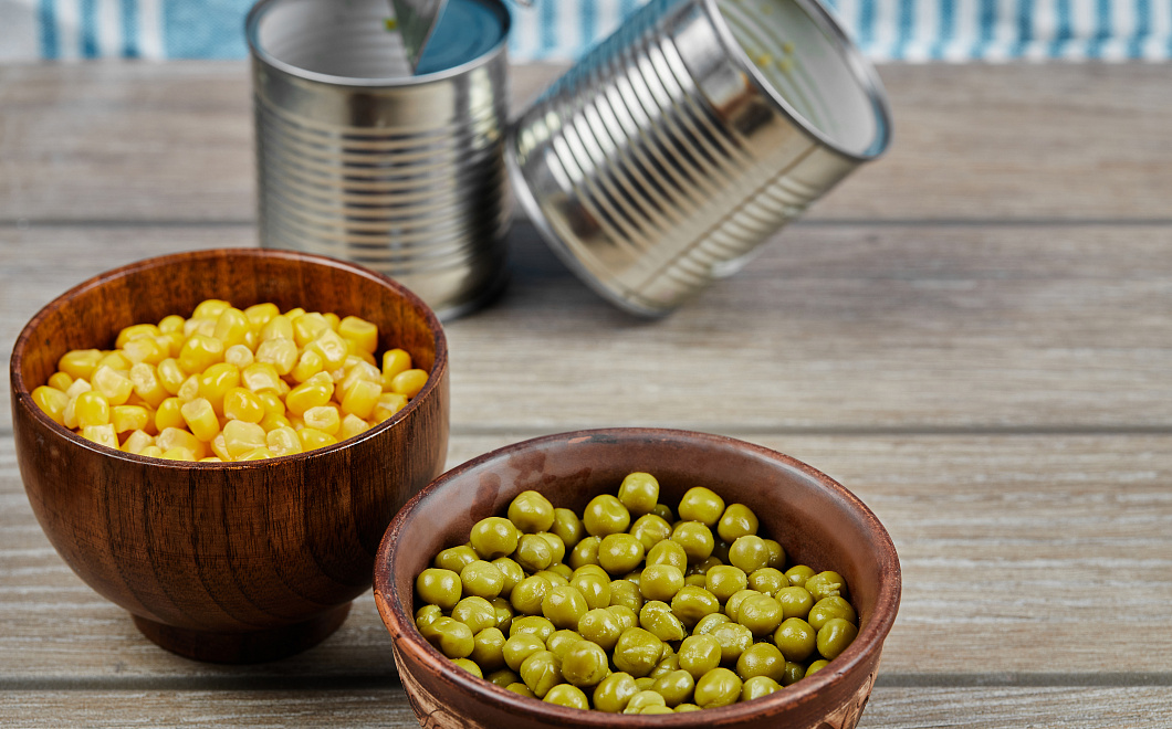 Сладость в баночке: чем может быть опасна консервированная кукуруза