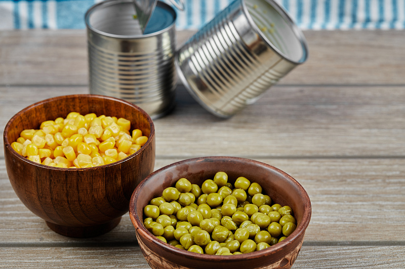 Сладость в баночке: чем может быть опасна консервированная кукуруза