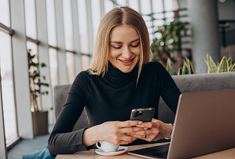 Работодатели начали указывать работу с мессенджером Max в вакансиях