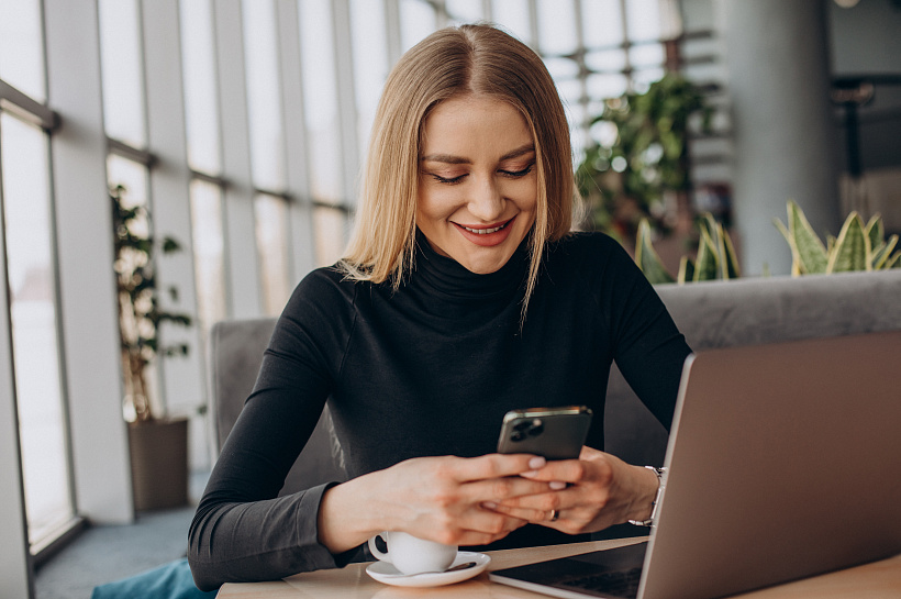 Работодатели начали указывать работу с мессенджером Max в вакансиях