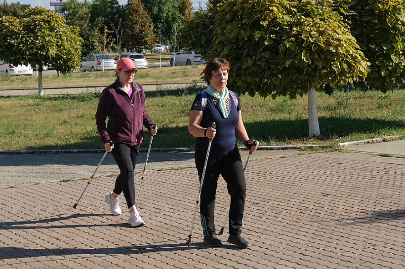 Старость не пройдет: три вида спорта, идеально подходящих для возраста 60+