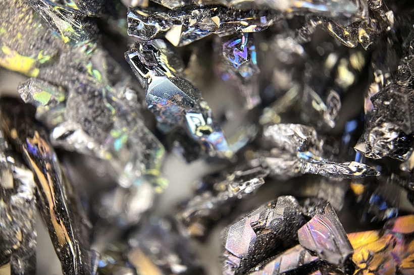 Томские ученые создали технологию, повышающую износостойкость титана в пять раз