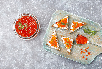 Польза в каждой ложке: чем полезна красная икра