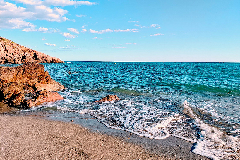 Фирму бывшего депутата ЗСК обязали освободить от построек пляж в Анапе 