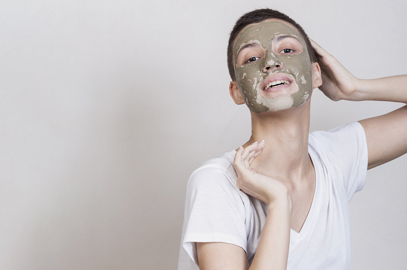 Глиняный секрет красоты: почему не стоит отказываться от маски из глины