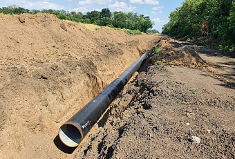На новом участке Ейского группового водопровода уложили почти 2,5 километра труб