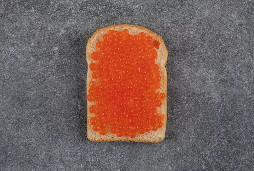 F6 предупредила о 30 фейковых Telegram-каналах с икрой